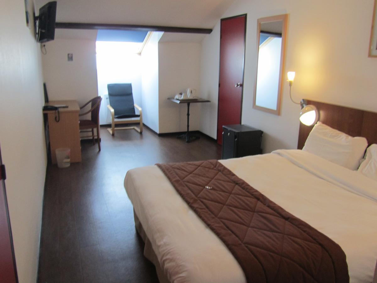Hotel Le Saint Joseph Buitenkant foto